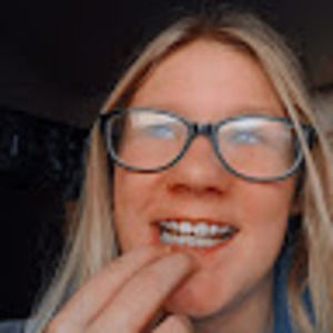 Meet your Posher, Lexi